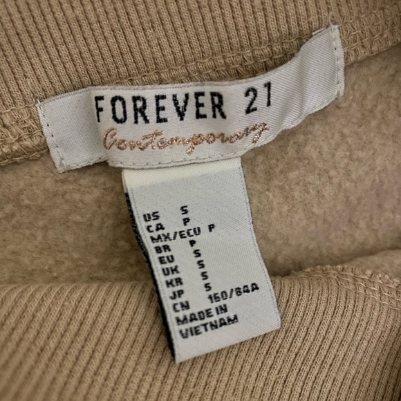 [Forever 21] Oversized Wide V-Neck Sweatshirt - Picture 4 of 5